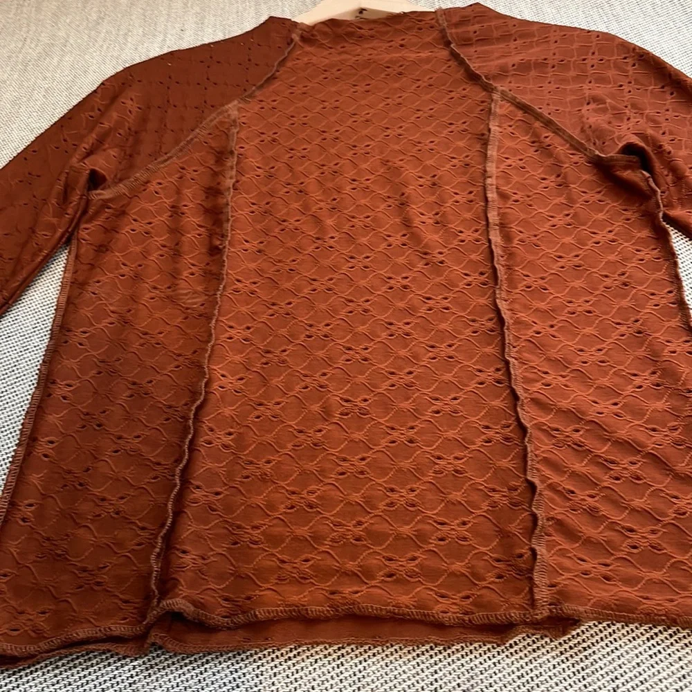 Urban Outfitters Seamed Top - Picture 4 of 7